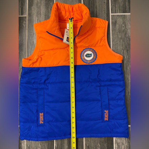 Victoria’s Secret PINK University Of Florida Gators Puffer Vest M NWT New - Picture 4 of 6